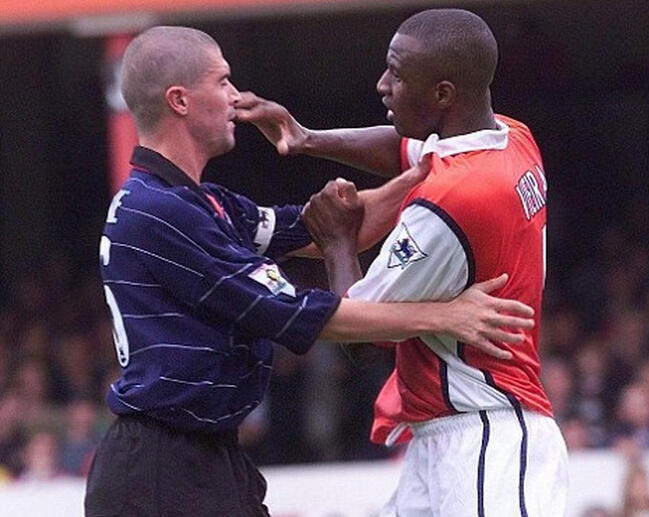  斯佩齐亚海岸德比，相邻城市球队奉献攻防大战经典