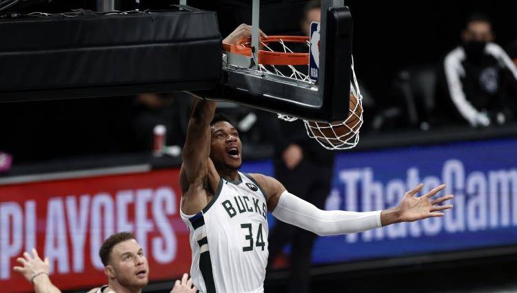  字母哥空砍四十分雄鹿憾负尼克斯遭遇两连败